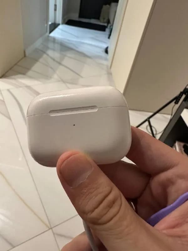 AirPods Pro 1 в хорошем состоянии. — Батуми — 200 ₾