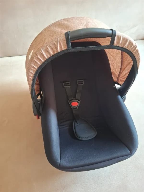 Автолюлька/автокресло 0+ — Батуми — 40 ₾