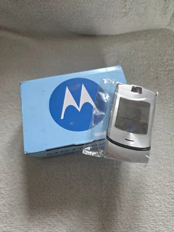 Motorola Razr V3i — Батуми — 250 ₾