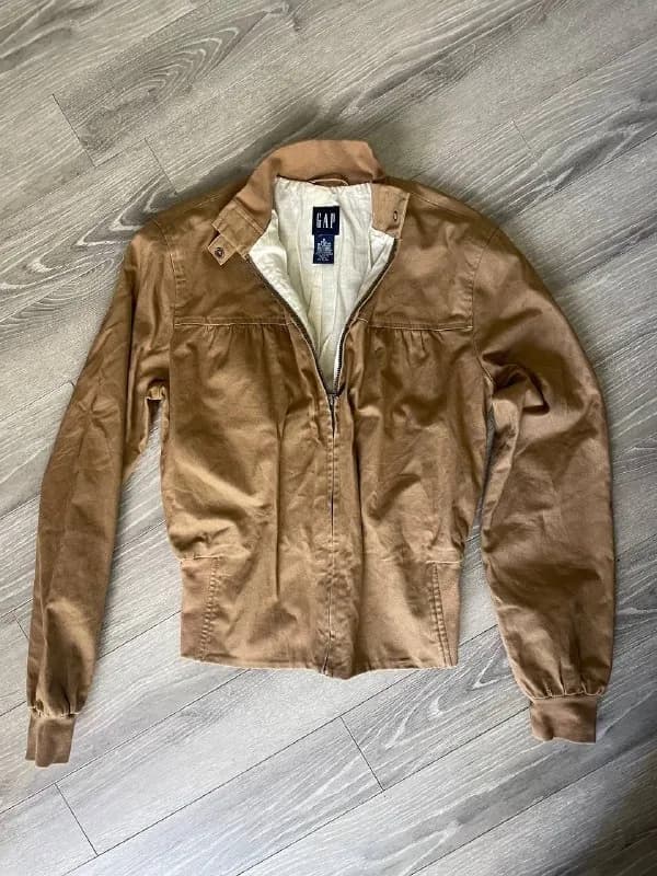 Gap — Батуми — 100 ₾
