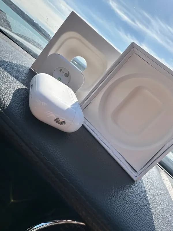 AirPods Pro 2 — совершенно новые наушники, неотличимые от оригинала. — Тбилиси — 130 ₾