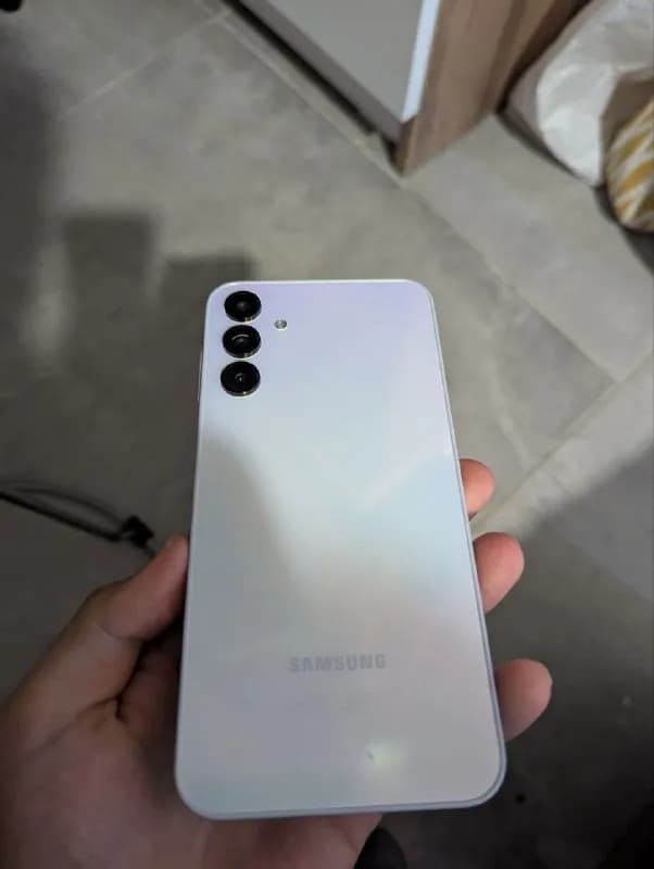 Samsung Galaxy A15 Все работает, торг уместен 80$ — Батуми — 80 $