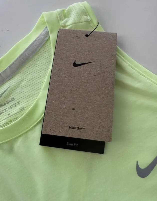 Nike Swift Running top, цвет lime. Размер М (ближе к L). Сегодня пришла мне, оказалась большая ( — Тбилиси — 100 ₾