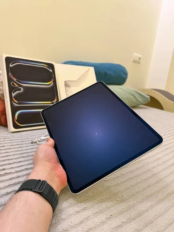 Apple iPad Pro 13 1TB Silver (M4) nano-texture + Magic Keyboard Silver (планшет / айпад) — Тбилиси — 4 000 ₾