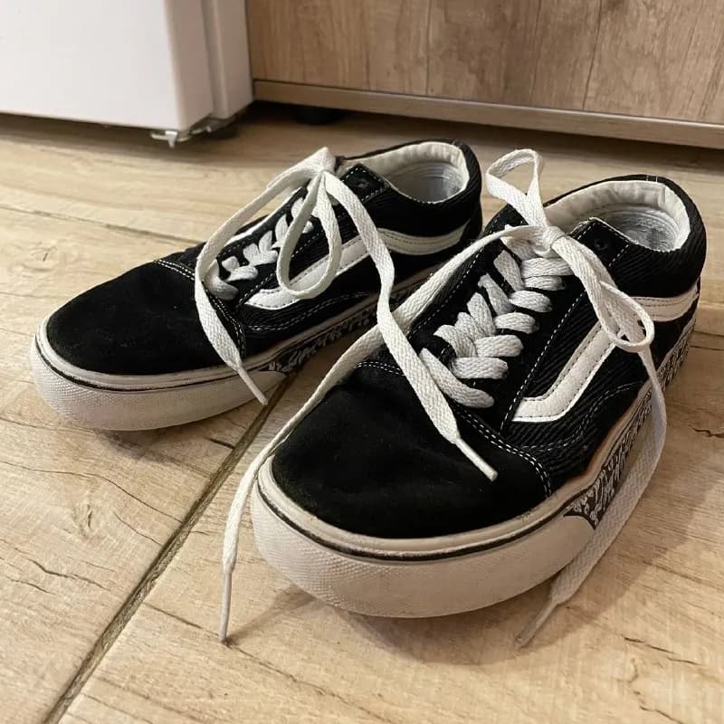 Кеды Vans — Батуми — 25 ₾