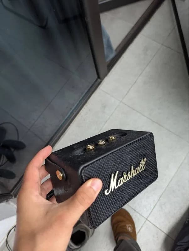 Marshall и Yandex станция Лайт не нужные, по 50$ за каждую, торг + — Батуми — 50 $