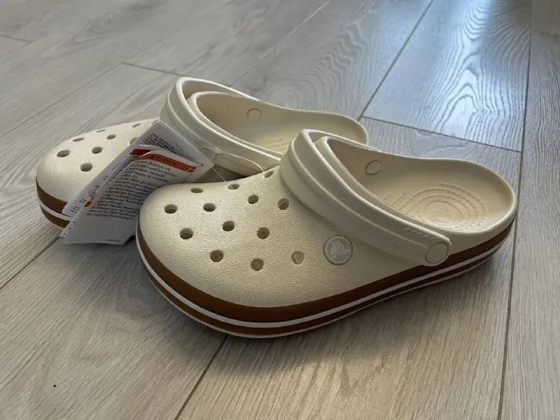 Новые Crocs оригинал, бежевые, размер M6/W8 — Батуми — 170 ₾