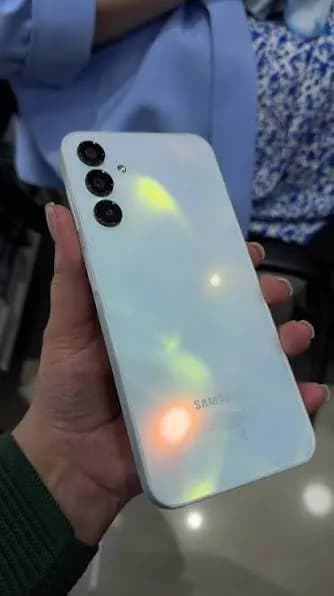 Samsung Galaxy A15, 300 лари, торг +, все отлично работает — Батуми — 15 ₾