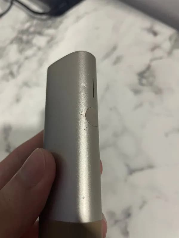IQOS ILUMA ONE, бежевый — 50 ₾ — Батуми — 50 ₾