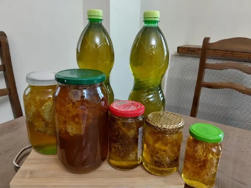 1 литр-30 Лари. — Батуми — 30 ₾