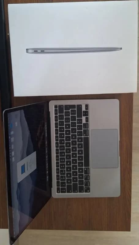 MacBook Air 2020 M1 — Тбилиси — 1 200 ₾