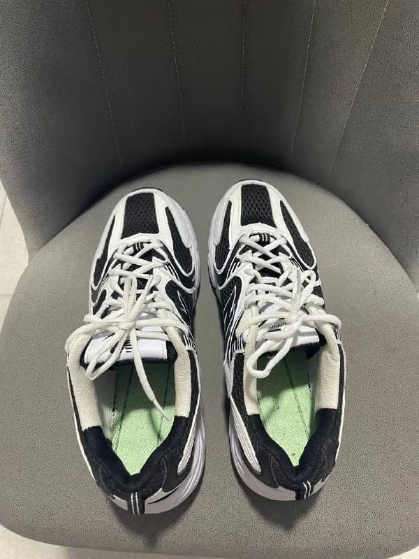 🖤🤍 Чёрно-белые кроссовки 🤍🖤 — Батуми — 40 ₾