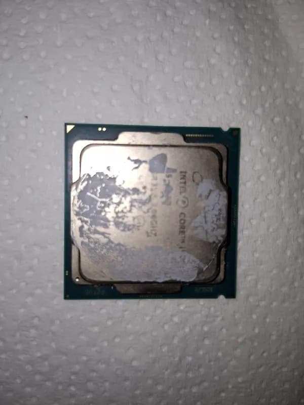 Intel i5-8400 + кулер Продается процессор Intel Core i5-8400 вместе с кулером. ✅ 6 ядер / 6 потоков — Батуми — 100 ₾