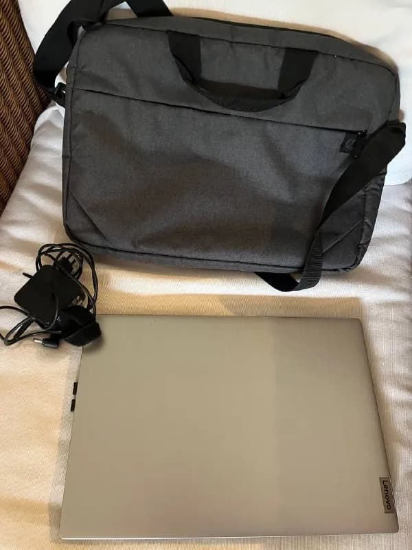 Lenovo IdeaPad 3 (Intel Core i5) в отличном состоянии. — Батуми — 990 ₾