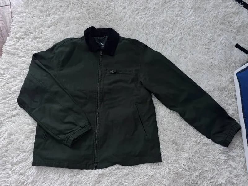 pull & bear -40лари, размер M-L. — Батуми — 40 ₾