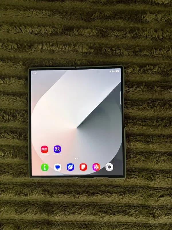 Galaxy fold 6 — Батуми — 2 000 ₾