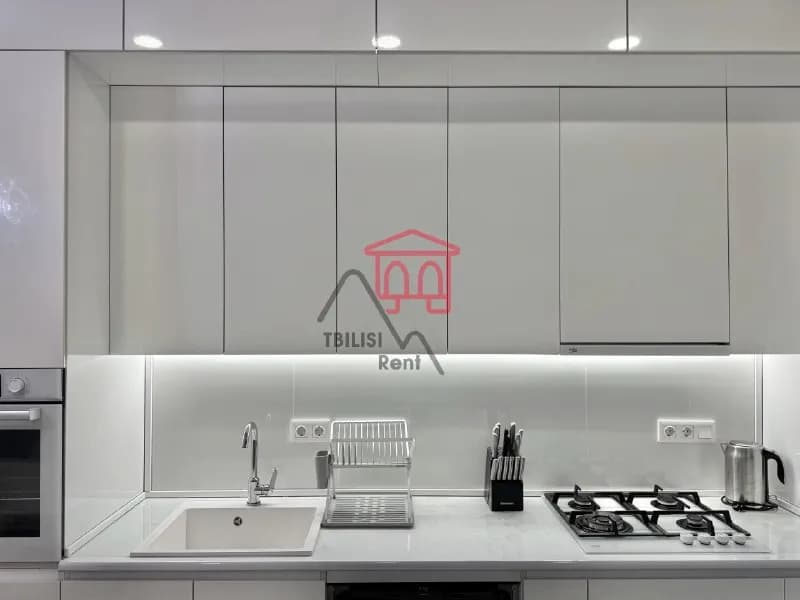 Axis Palace — Тбилиси — 2 000 $