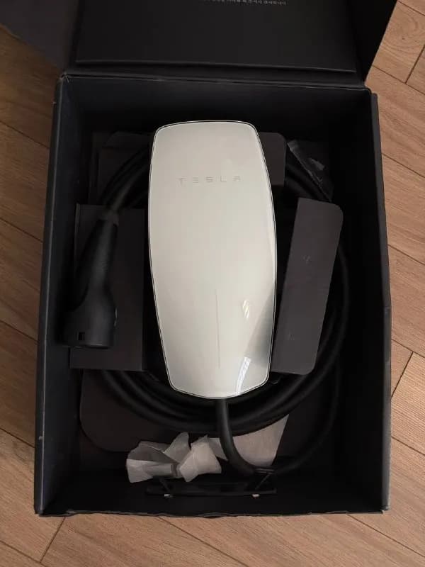 Tesla Wall Connector Type 2 (EU, Gen 3) — Тбилиси — 1 400 ₾