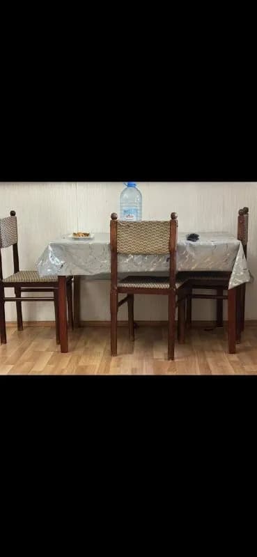 6 стулья — Батуми — 100 ₾