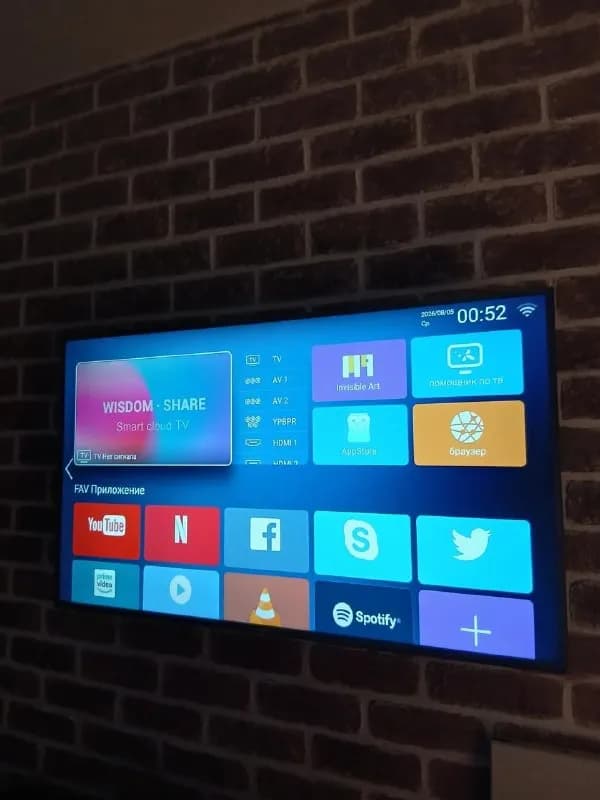 Smart TV Geolux 50» в отличном состоянии (+ полный комплект) 📺 — Батуми — 800 ₾