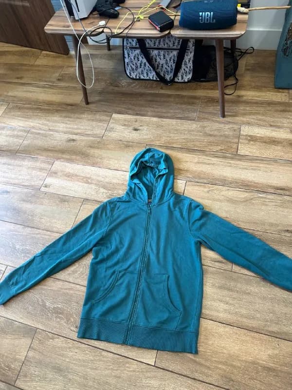 OVS — Батуми — 15 ₾