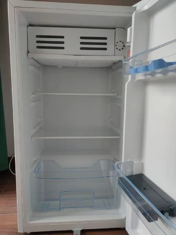 84×45×43.Состояние нового холодильника. Б/у 2 месяца. — Батуми — 380 ₾
