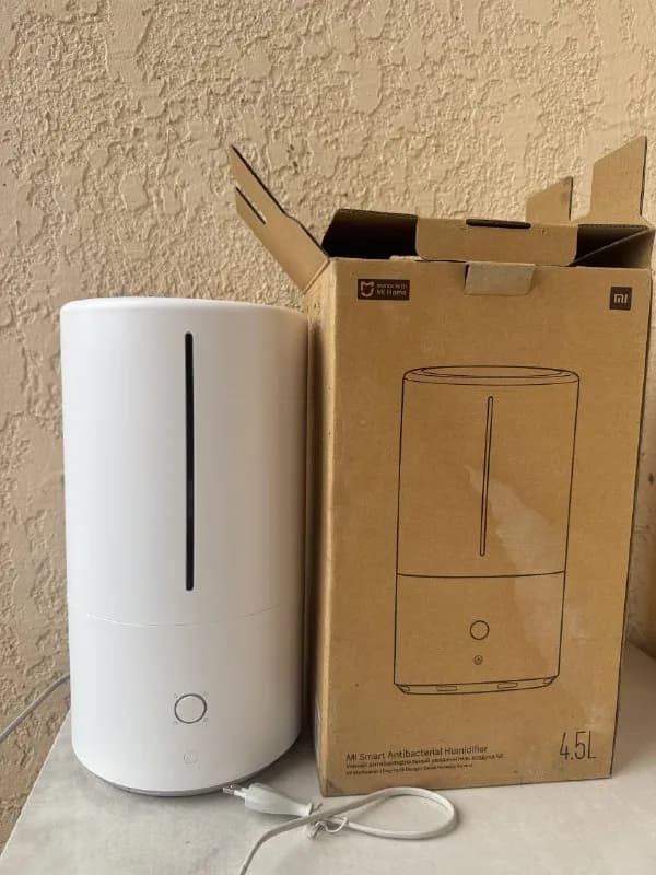 1)Увлажнитель Xiaomi Mi Smart Antibacterial Humidifier — 80₾ (новый в Zoomer стоит 199 лари) — Тбилиси — 80 ₾