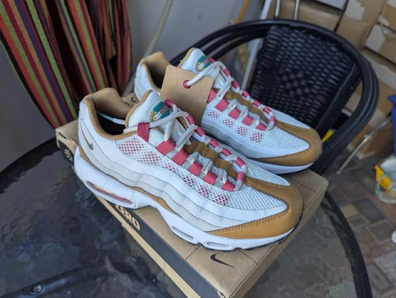 Nike Air Max 95 — Батуми — 280 ₾