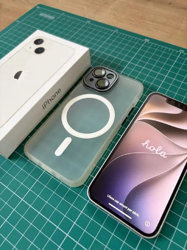 iPhone 13 Mini 128 Gb Starlight (Белый). — Тбилиси — 750 ₾
