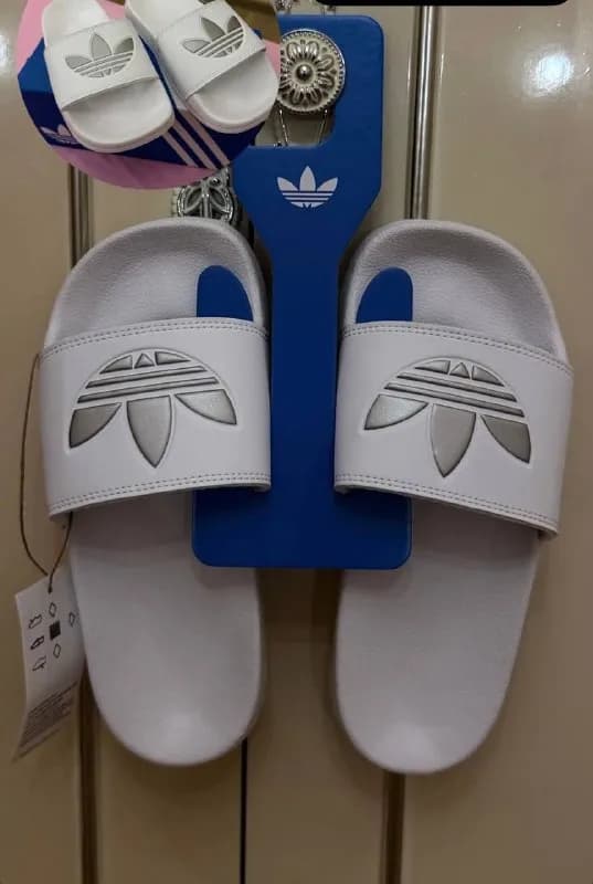 Adidas, Mango — всё оригинальное и абсолютно новое, привезено из США. — Батуми — 70 ₾