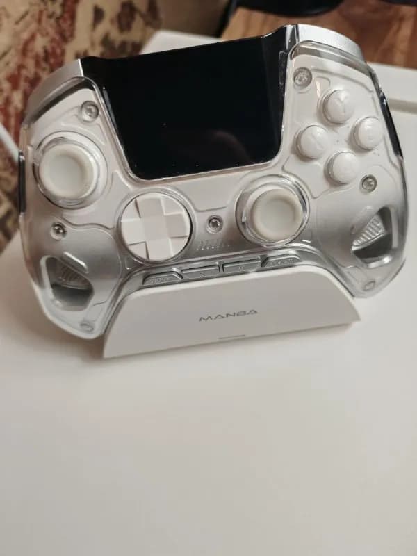Manba One с коробкой и полным комплектом в отличном состоянии. Совместим с PC, iOS, android и Ninten — Батуми — 150 ₾