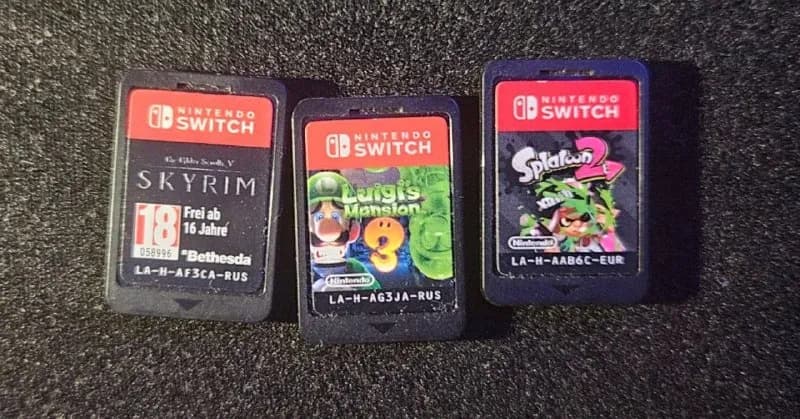Switch (без коробок, найдены в диване*) — Батуми — 15 ₾
