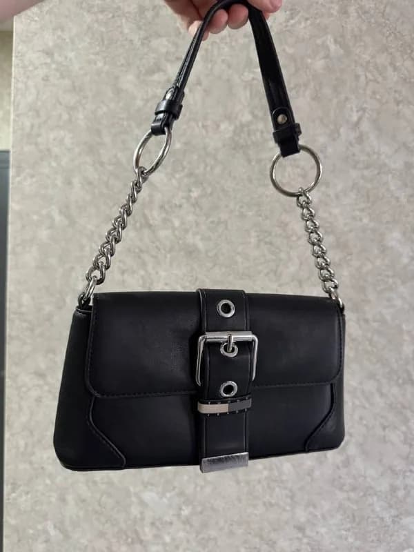 Tommy Hilfiger (оригинал)- 50 лари — Батуми — 50 ₾