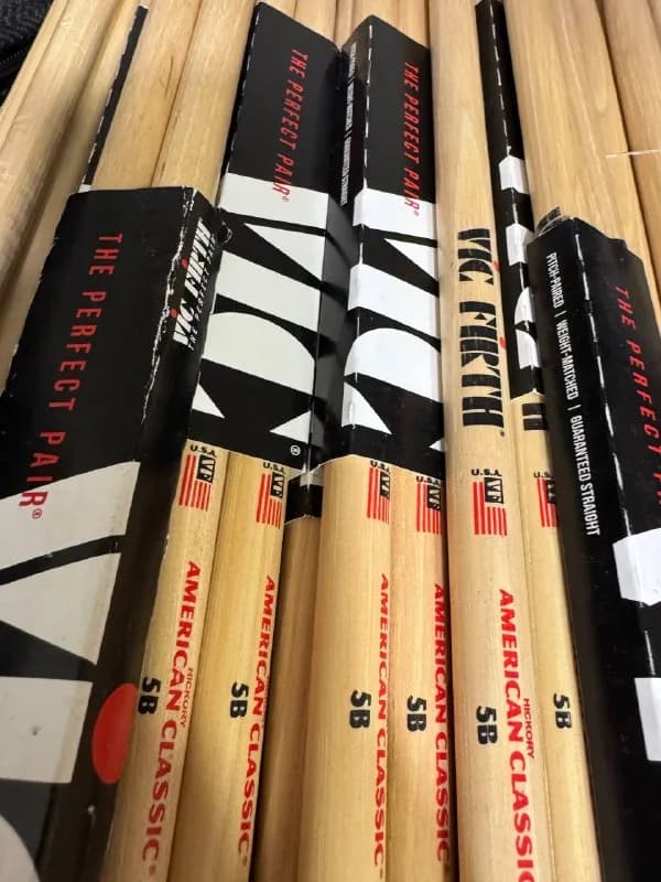 Vic Firth American Classic 5B — оригинал — Тбилиси — 40 ₾