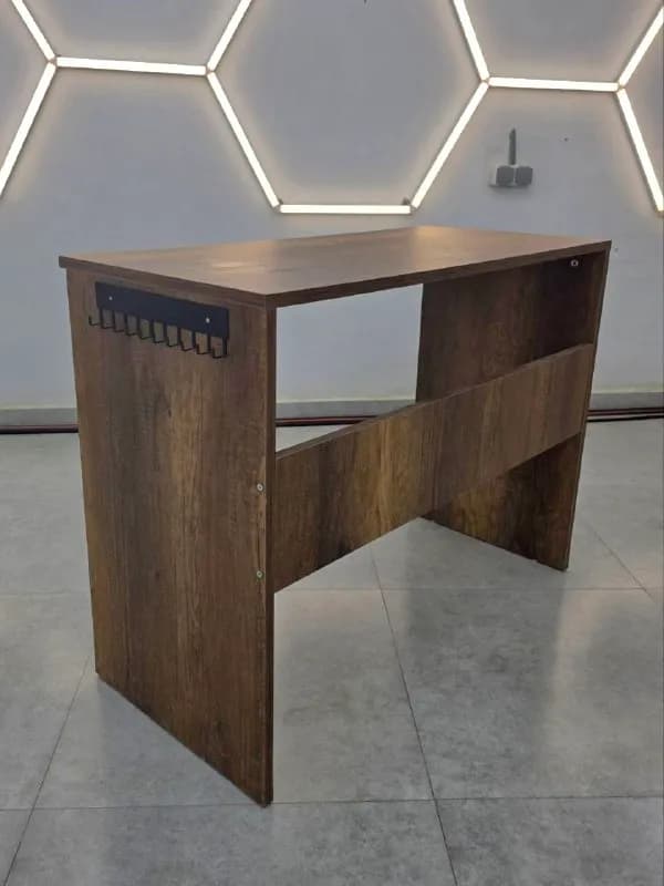 Стол 47×100 см — Батуми — 80 ₾