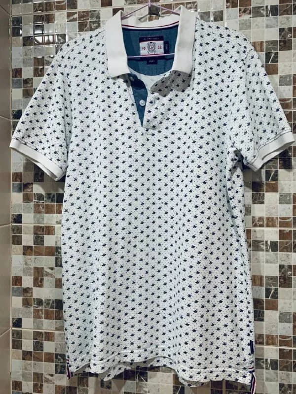 L, цена 20лари, состояние идеальное — Батуми — 20 ₾