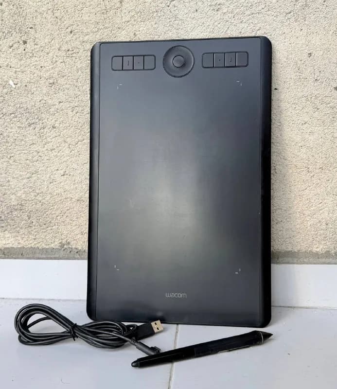 Wacom Intuos Pro M (PTH-660) — Тбилиси — 240 ₾