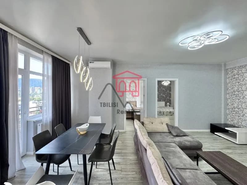 2 балкона с хорошим видом 🏙️ — Тбилиси — 1 000 $