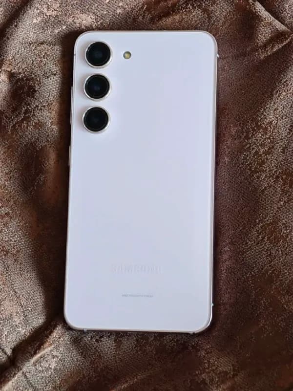 Samsung Galaxy S23 цена: 750 лари — Тбилиси — 750 ₾