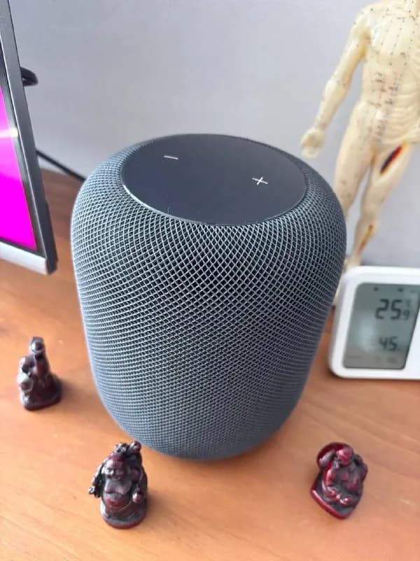 Apple HomePod 1nd Generation. Состояние новой, ни царапин ни потертостей. Стоимость 700 лари — Батуми — 700 ₾
