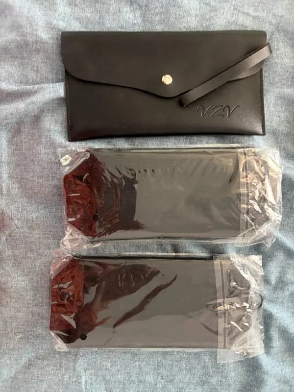 1 кожаная, 2 в сеточку (для щетки и тд) — Батуми — 10 ₾