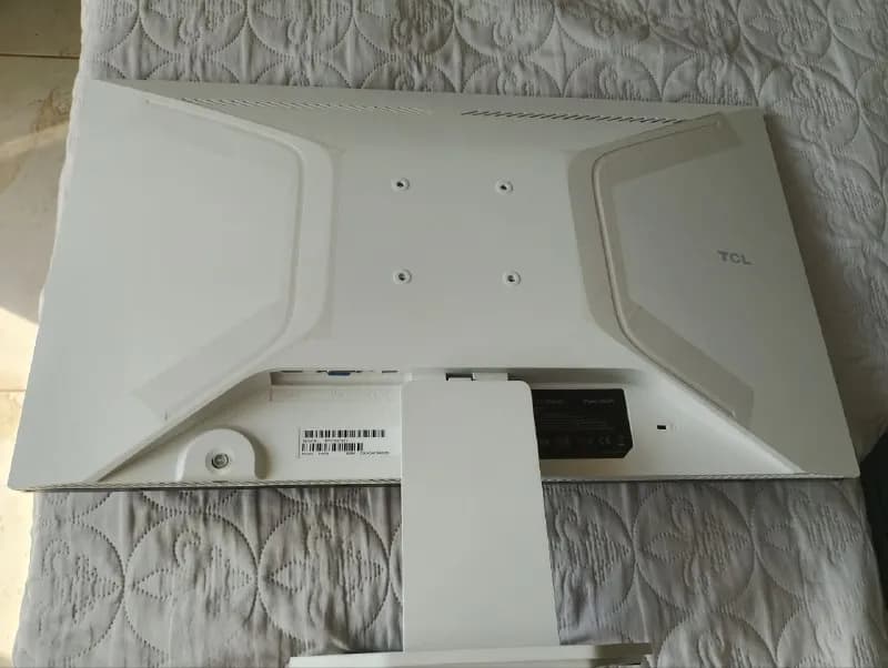 playstation 4 + monitor 25 inch+ 5 игр. Геймпад 1. Все в хорошем состоянии. 900 лар. [телефон] — Батуми — 900 ₾