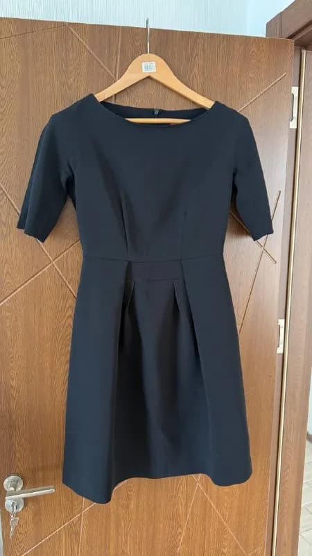Max Mara Studio — Батуми — 200 ₾
