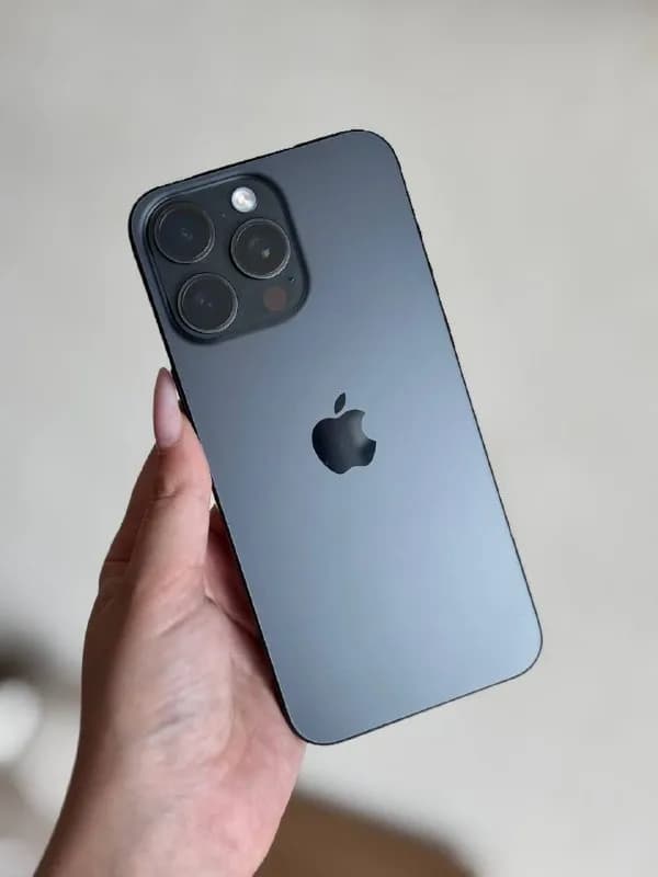 iPhone 15 Pro Max — 1720 лари — Батуми — 1720 ₾