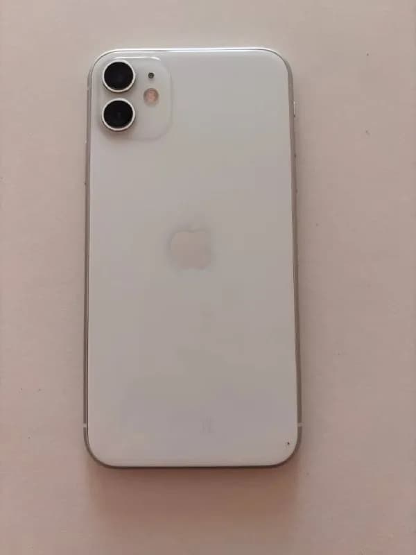 Айфон 11 — Батуми — 11 220 ₾