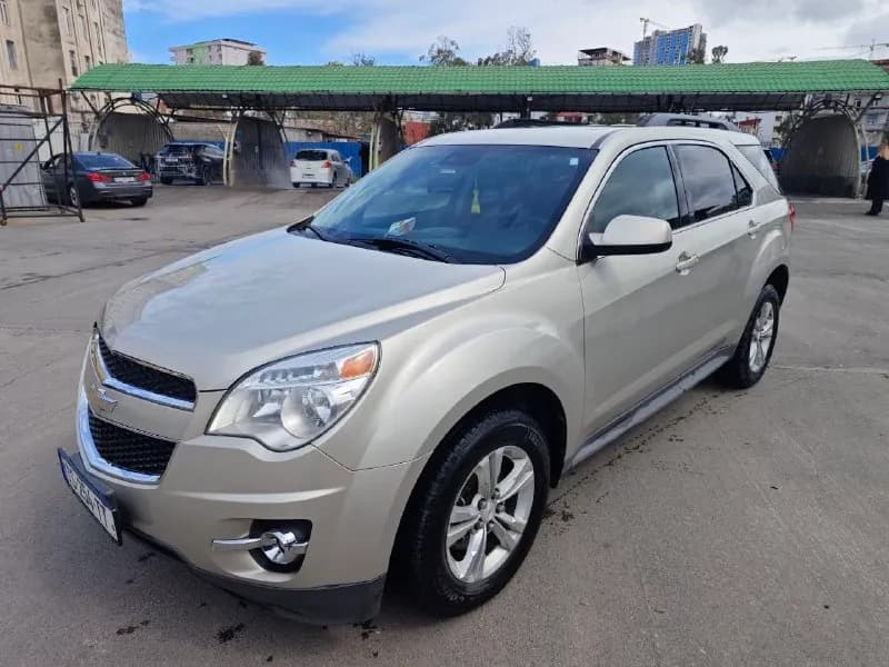 chevrolet equinox 2015 2,4 машина из california без ржавчин не битая — Батуми