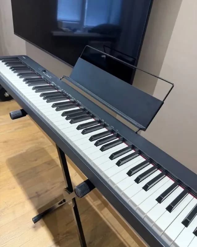 Casio CDP-S110 на 88 клавиш. Пианино подарили на день рождения, но практически не использовал — сост — Тбилиси — 800 ₾