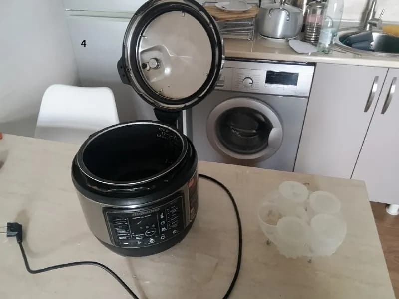 Мультиварка-скороварка Redmond RMC-PM504 — Батуми — 130 ₾