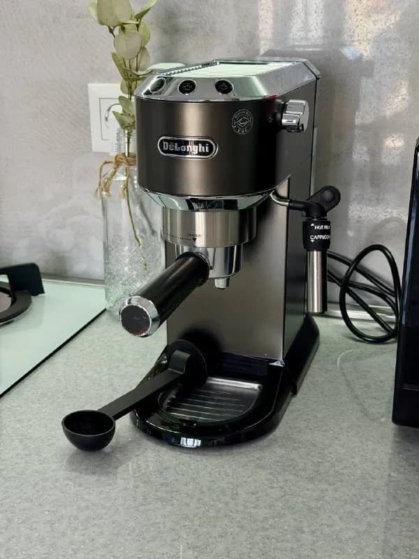 De’Longhi Dedica Style — Батуми — 300 ₾