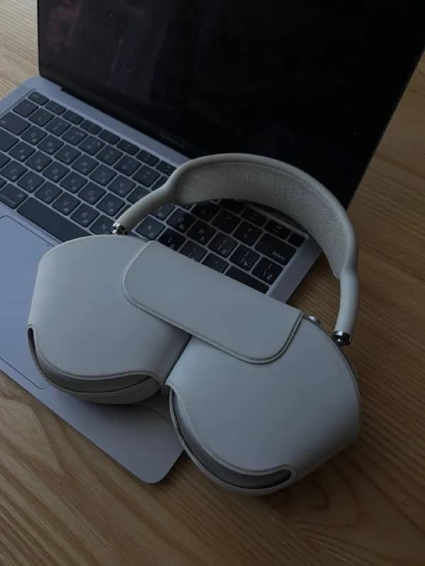 AirPods Max 1 lighting — Батуми — 400 ₾